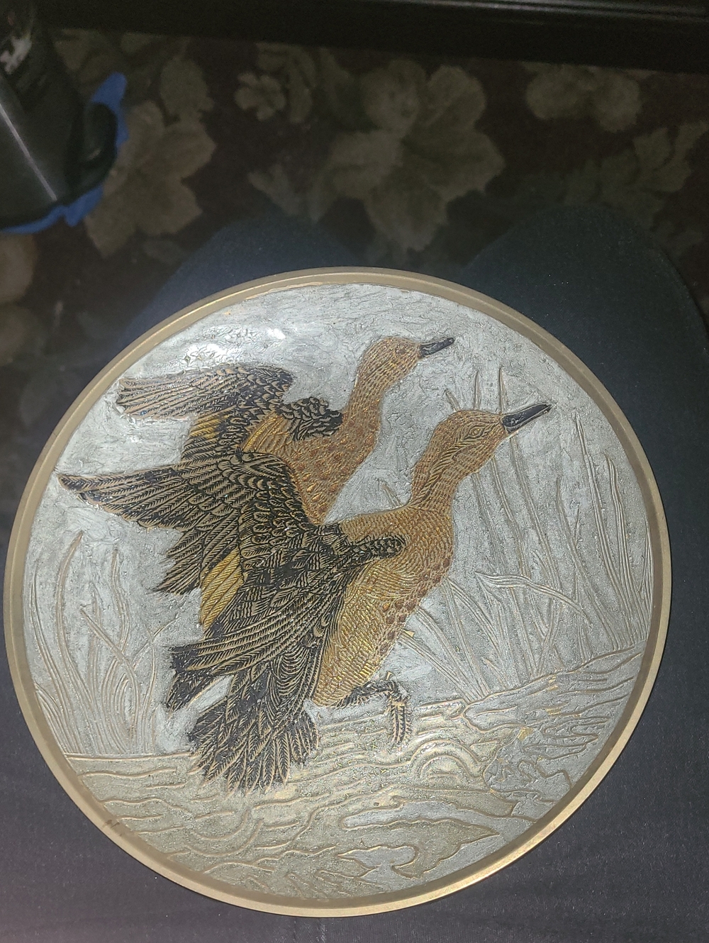 Decorative Brass-Trimmed Duck Relief Wall Plaque - Gold and Black